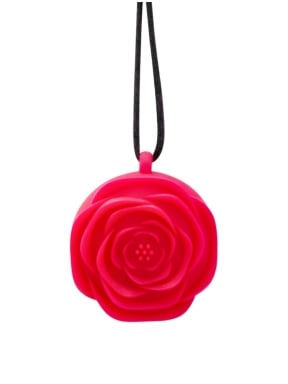 Rose Necklace Vibe