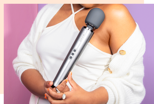Le Wand Rechargeable Vibrating Massager