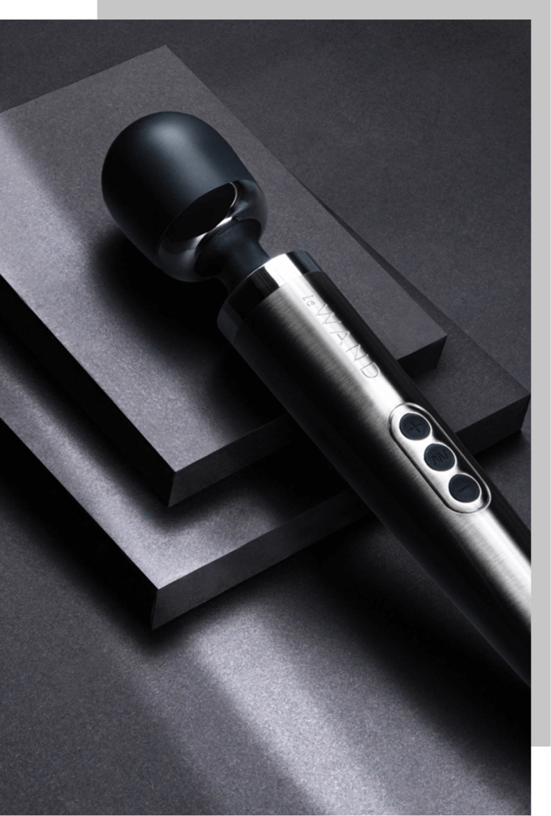 Le Wand Die Cast Vibrating Massager