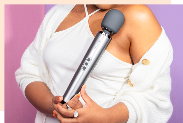 Le Wand Rechargeable Vibrating Massager