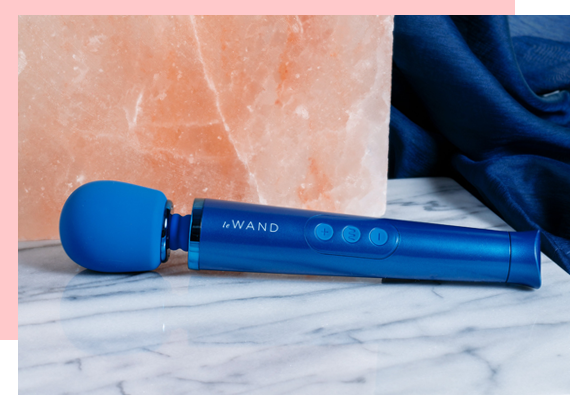 Le Wand Petite Rechargeable Vibrating Massager