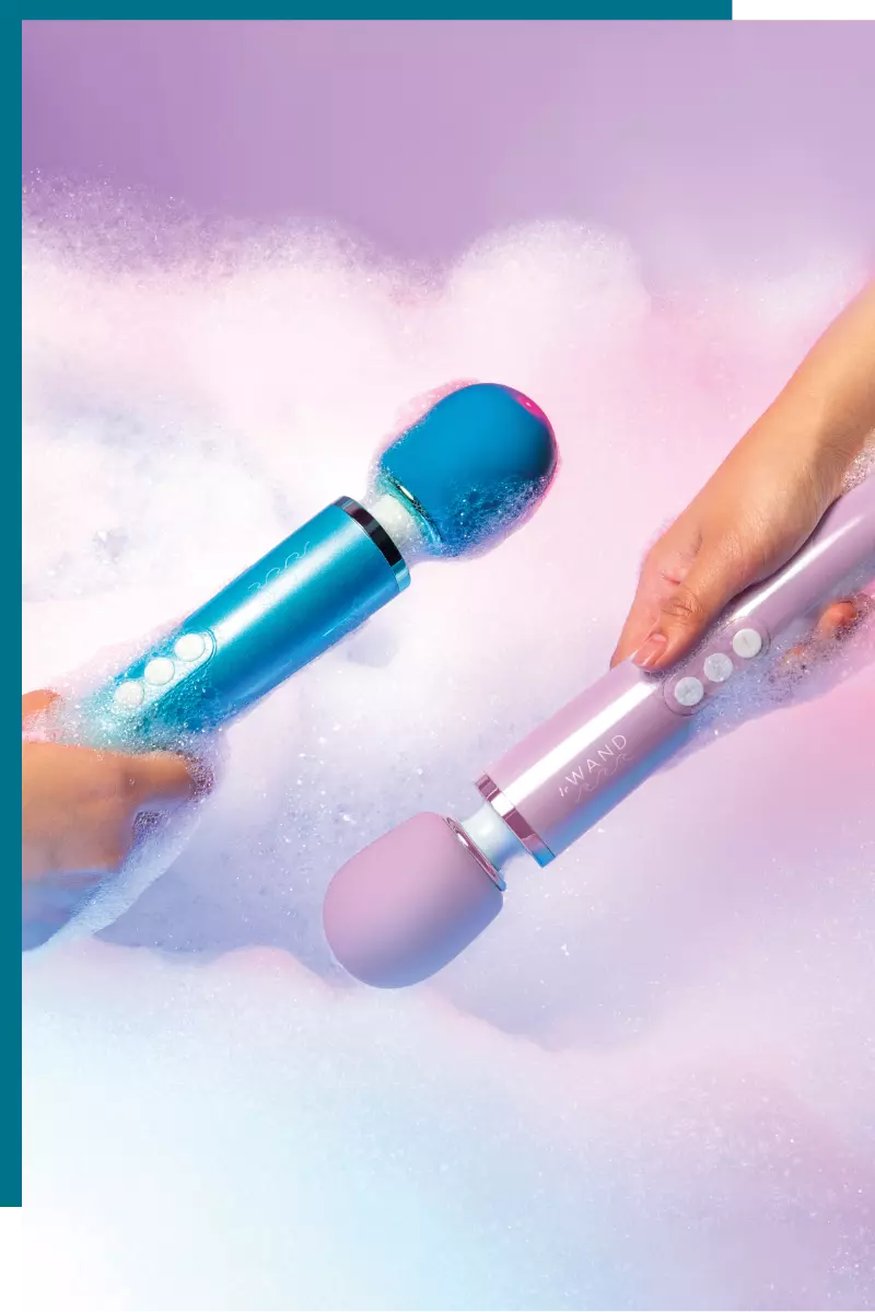 Le Wand Dive Submersible Rechargeable Vibrating Massager
